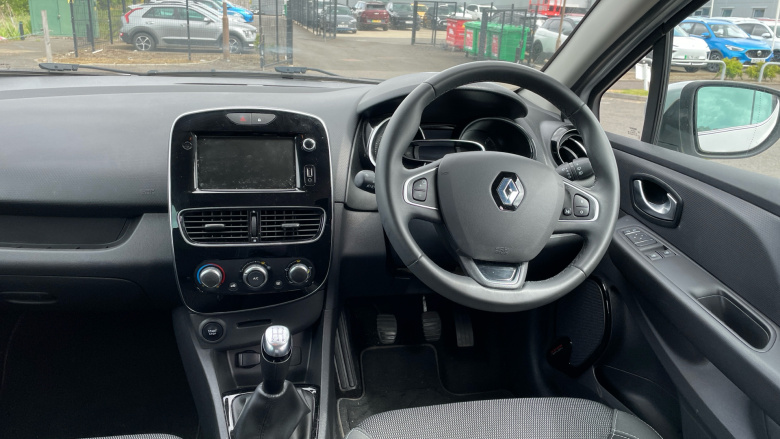 Renault Clio 0.9 TCE 75 Iconic 5dr Petrol Hatchback